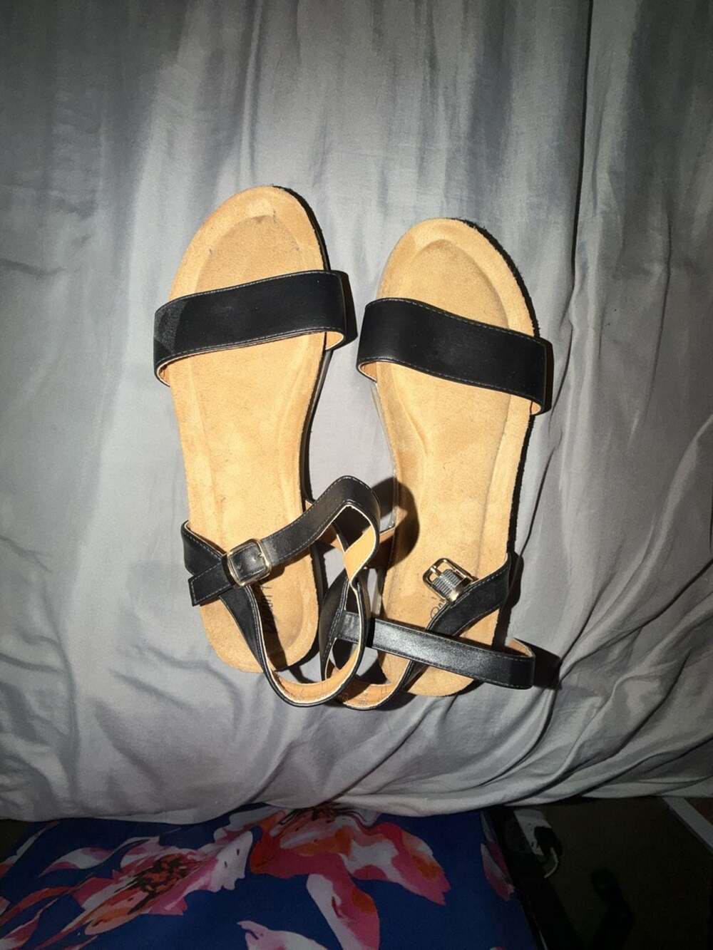 Dream Pairs Women's Size 11 Black Ankle Strap Flat Sandals
